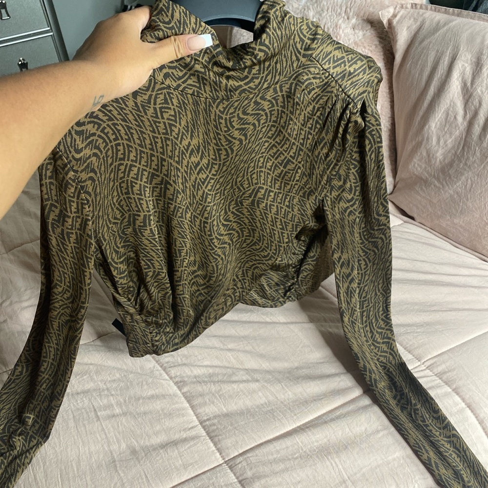 New season fendi vertigo crop zip up